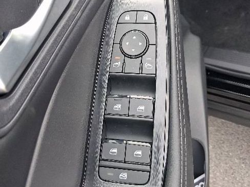 New 2026 Nissan Rogue SV w/ Cold Weather Package AWD/4WD image 10