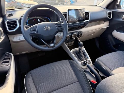 New 2026 Hyundai Venue SEL image 7