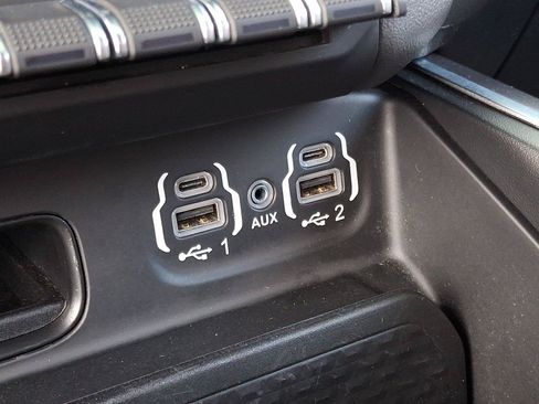 Used 2022 RAM 1500 Big Horn AWD/4WD image 24