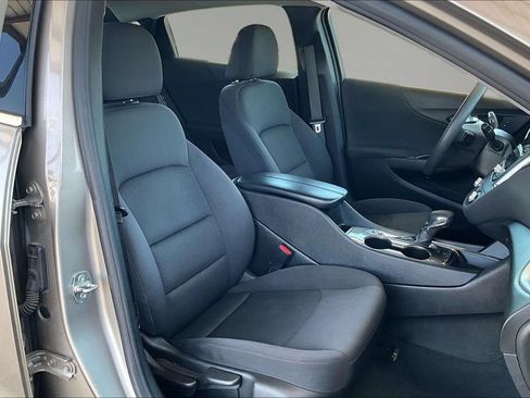Used 2023 Chevrolet Malibu LT FWD image 28