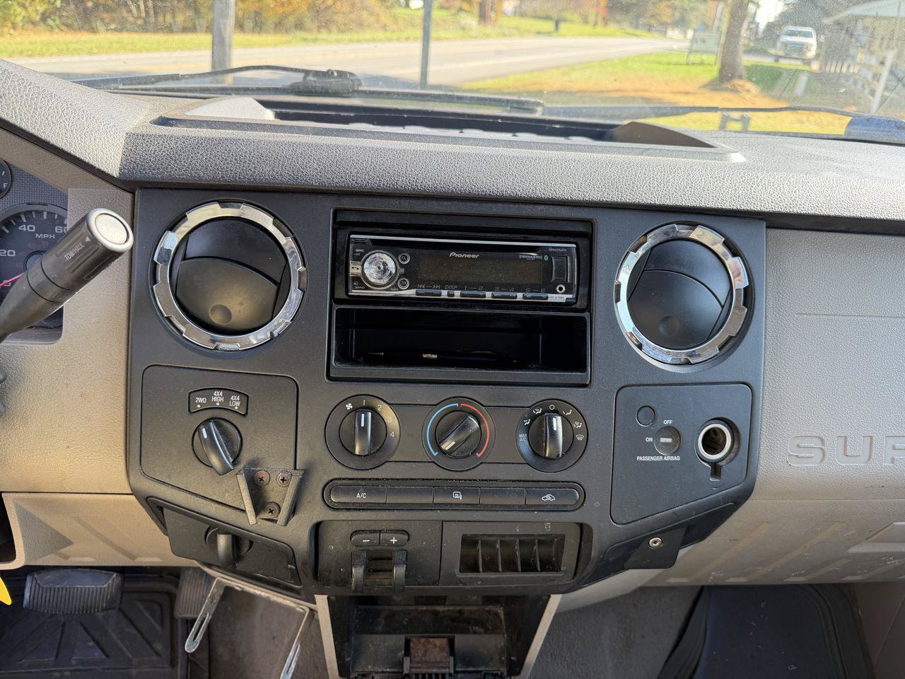 Used 2009 Ford F250 XLT AWD/4WD image 14