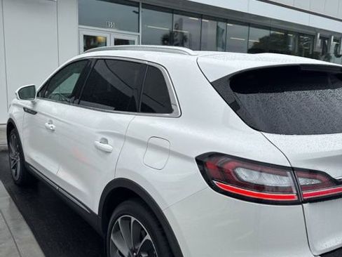 Used 2023 Lincoln Nautilus Reserve w/ Equipment Group 202A image 5