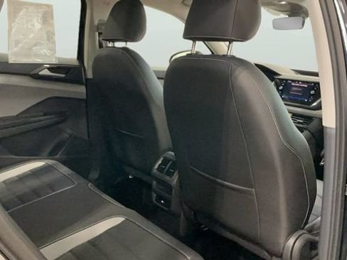 Used 2024 Volkswagen Taos SEL AWD/4WD image 44
