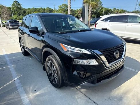 Used 2023 Nissan Rogue SV FWD image 1