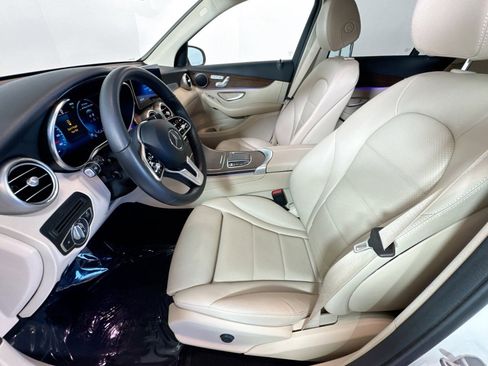 Certified 2022 Mercedes-Benz GLC 300 4MATIC image 19