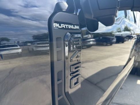 Used 2024 Ford F450 Platinum image 19
