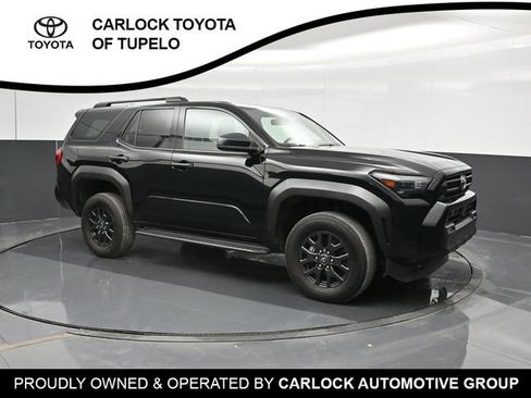 Used 2025 Toyota 4Runner SR5 AWD/4WD image 5