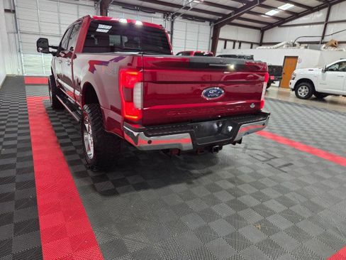 Used 2019 Ford F250 Lariat w/ Lariat Ultimate Package AWD/4WD image 26