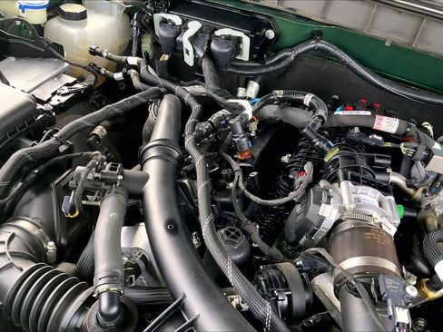 Certified 2023 Ford Bronco Wildtrak AWD/4WD image 29