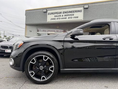 Used 2019 Mercedes-Benz GLA 250 4MATIC image 11