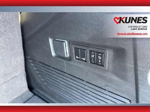 Used 2024 GMC Yukon Denali AWD/4WD image 27