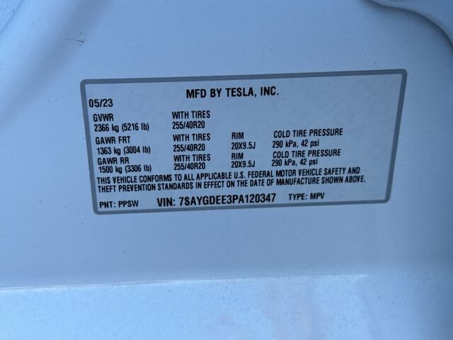 Used 2023 Tesla Model Y AWD image 34