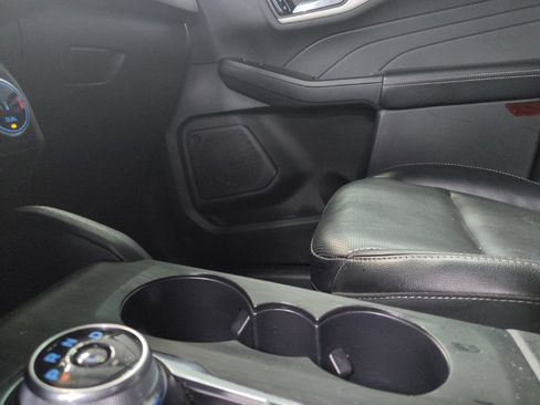 Used 2022 Ford Escape SEL w/ Technology Package FWD image 26