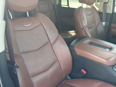 Used 2016 Cadillac Escalade Premium AWD/4WD image 76