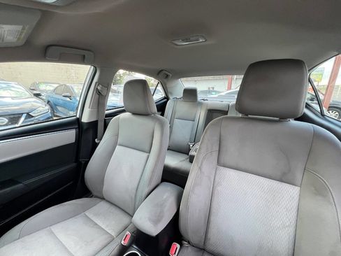 Used 2015 Toyota Corolla LE FWD image 14