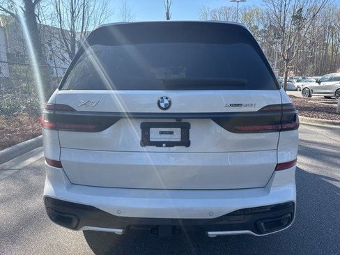 Used 2025 BMW X7 xDrive40i w/ M Sport Package image 14