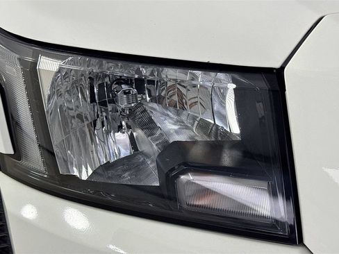 Used 2022 Nissan Frontier SV RWD image 33