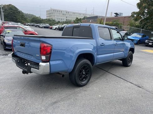 Used 2019 Toyota Tacoma SR5 AWD/4WD image 8