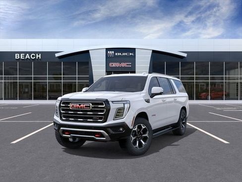 New 2026 GMC Yukon XL AT4 AWD/4WD image 8