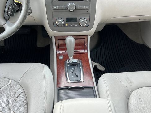 Used 2007 Buick Lucerne CXL w/ Luxury Package FWD image 14