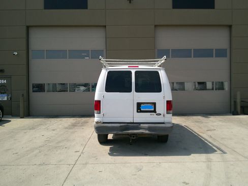 Used 2009 Ford E-250 and Econoline 250 RWD image 6