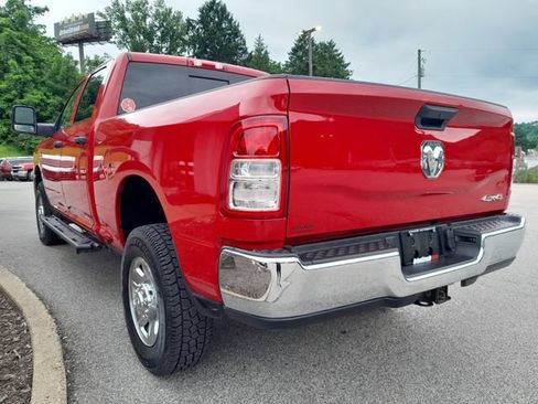 Used 2024 RAM 2500 Tradesman w/ Chrome Appearance Group AWD/4WD image 7