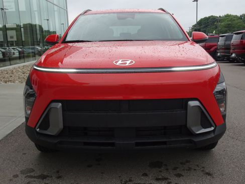 Used 2025 Hyundai Kona SEL AWD/4WD image 7