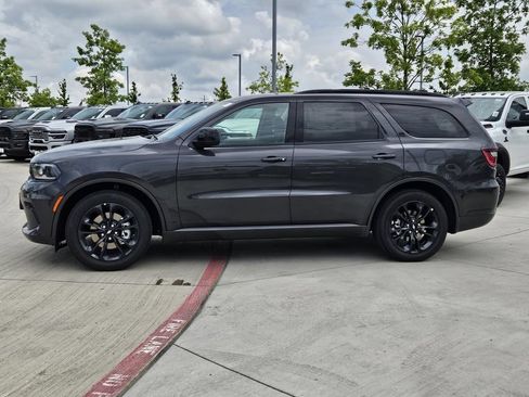 New 2026 Dodge Durango GT RWD image 2