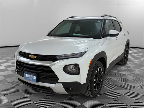 Certified 2022 Chevrolet TrailBlazer LT w/ Driver Confidence Package image 7