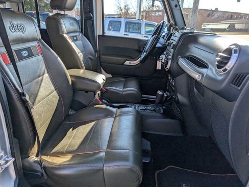 Used 2011 Jeep Wrangler Unlimited 70th Anniversary w/ Dual Top Group image 18