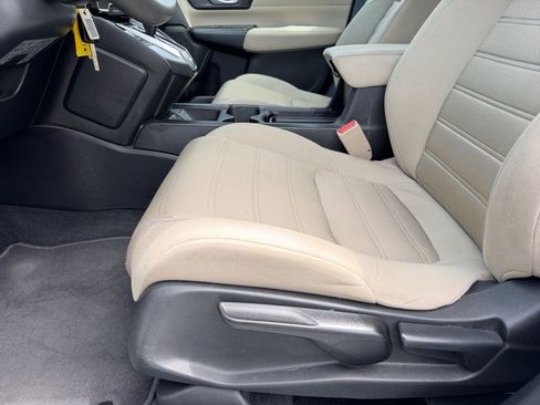 Used 2019 Honda CR-V LX image 11