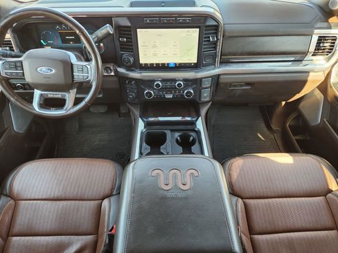 Used 2023 Ford F250 King Ranch w/ Chrome Package image 25