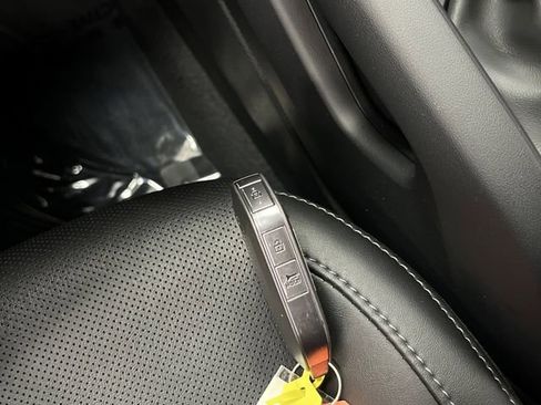 Used 2023 Kia Telluride LX image 26