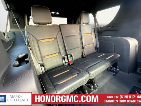 Used 2023 GMC Yukon XL AT4 w/ Technology Package AWD/4WD image 25