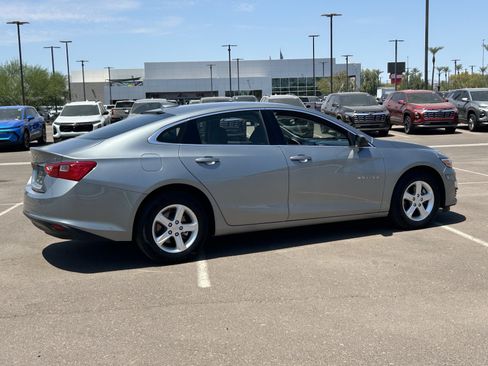 Certified 2024 Chevrolet Malibu LT FWD image 5