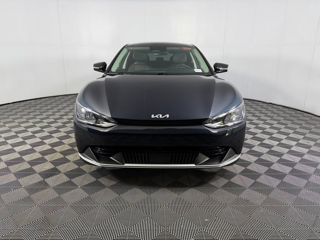 Used 2024 Kia EV6 Light RWD image 10