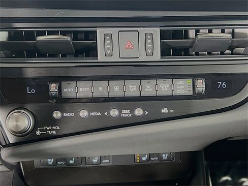 Used 2025 Lexus ES 350 w/ Premium Package image 22