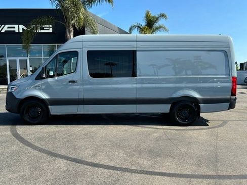 New 2024 Mercedes-Benz eSprinter 170 Cargo image 6