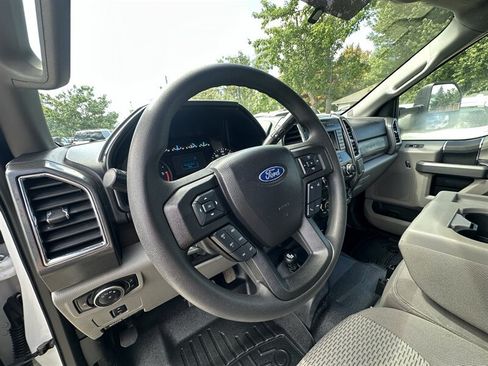 Used 2017 Ford F550 4x4 SuperCab Super Duty w/ XLT Value Package image 51