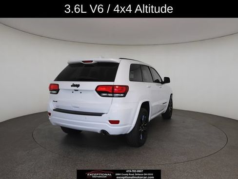 Used 2020 Jeep Grand Cherokee Altitude AWD/4WD image 17