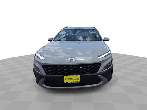 Used 2023 Hyundai Kona SEL FWD image 3
