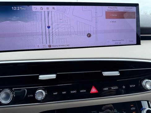 New 2026 Genesis GV70 2.5T Advanced AWD/4WD image 17
