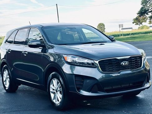 Used 2020 Kia Sorento LX FWD image 13