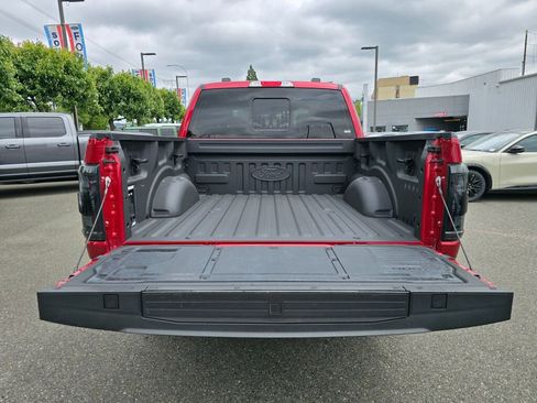 Used 2022 Ford F150 Lariat w/ Equipment Group 502A High AWD/4WD image 5