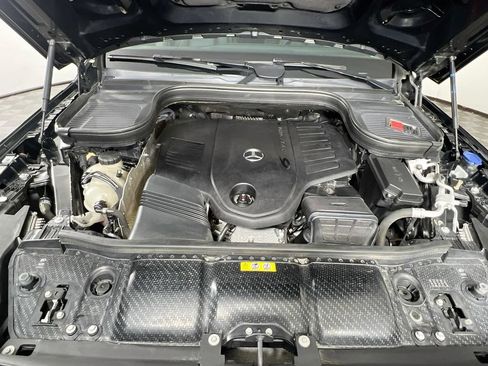 Used 2023 Mercedes-Benz GLS 450 4MATIC image 32