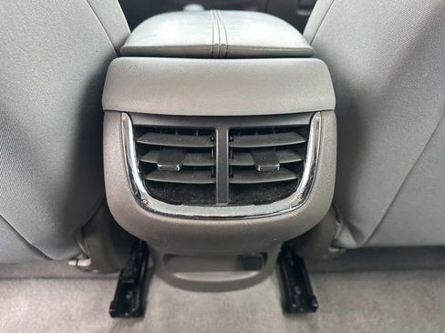 Used 2023 Chevrolet Malibu LT FWD image 13