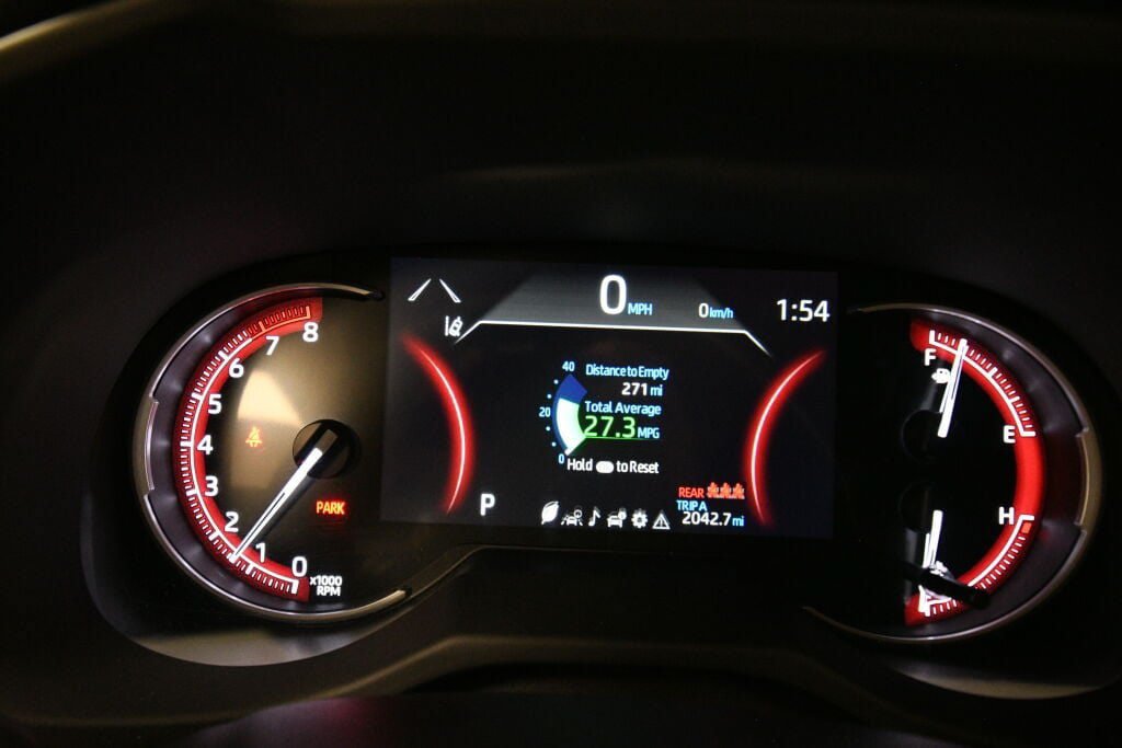 Certified 2025 Toyota RAV4 LE FWD image 14