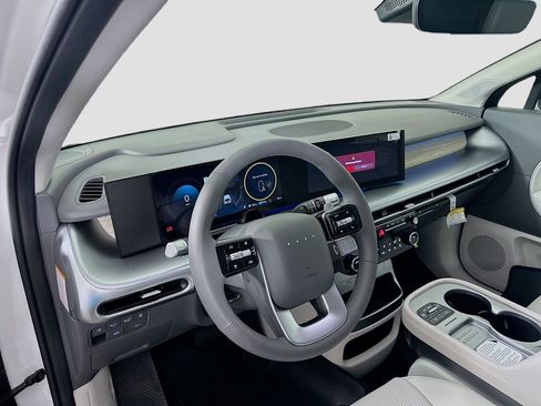 New 2026 Hyundai Ioniq 9 SEL image 9