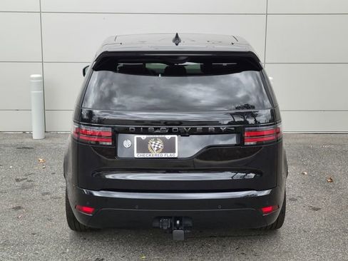 Used 2024 Land Rover Discovery Dynamic SE image 11