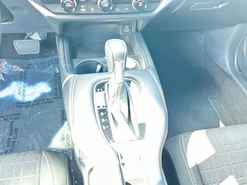 Certified 2025 Honda HR-V Sport image 18